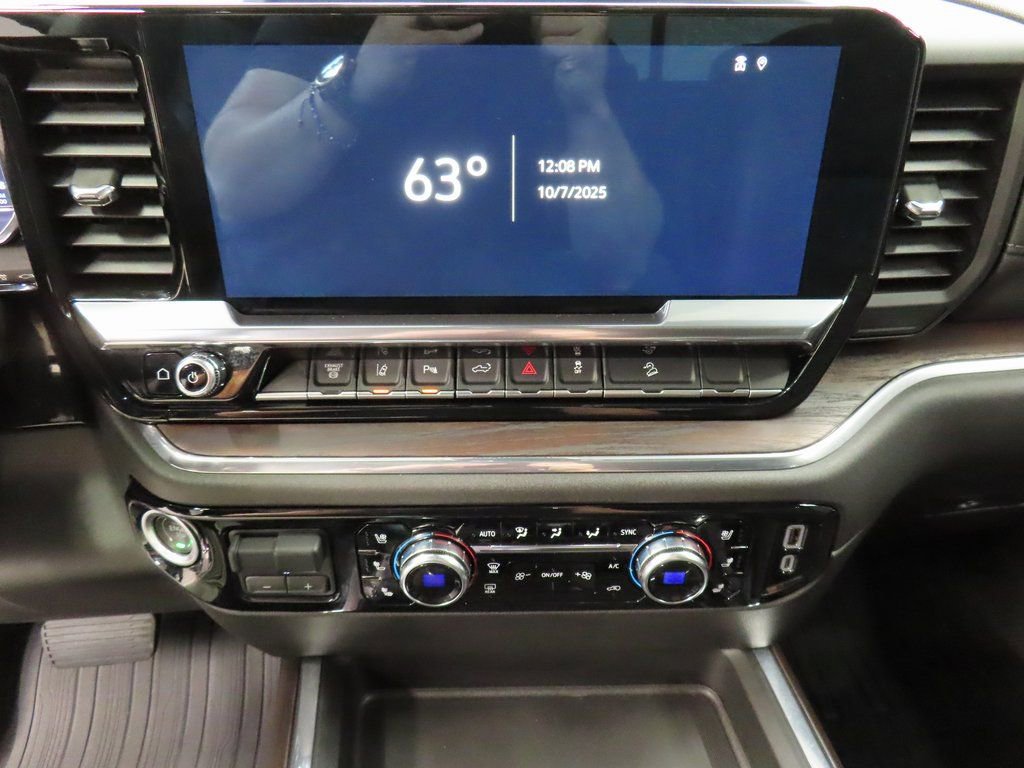 Used 2024 GMC Sierra 2500 SLT w/ SLT Premium Package image 13