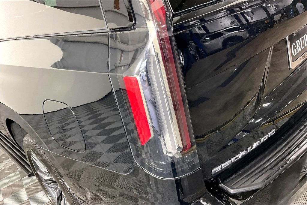 Used 2024 Cadillac Escalade ESV Sport Platinum image 43