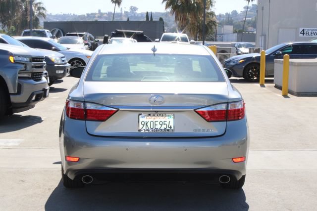 Used 2015 Lexus ES 350 w/ Premium Package FWD image 21