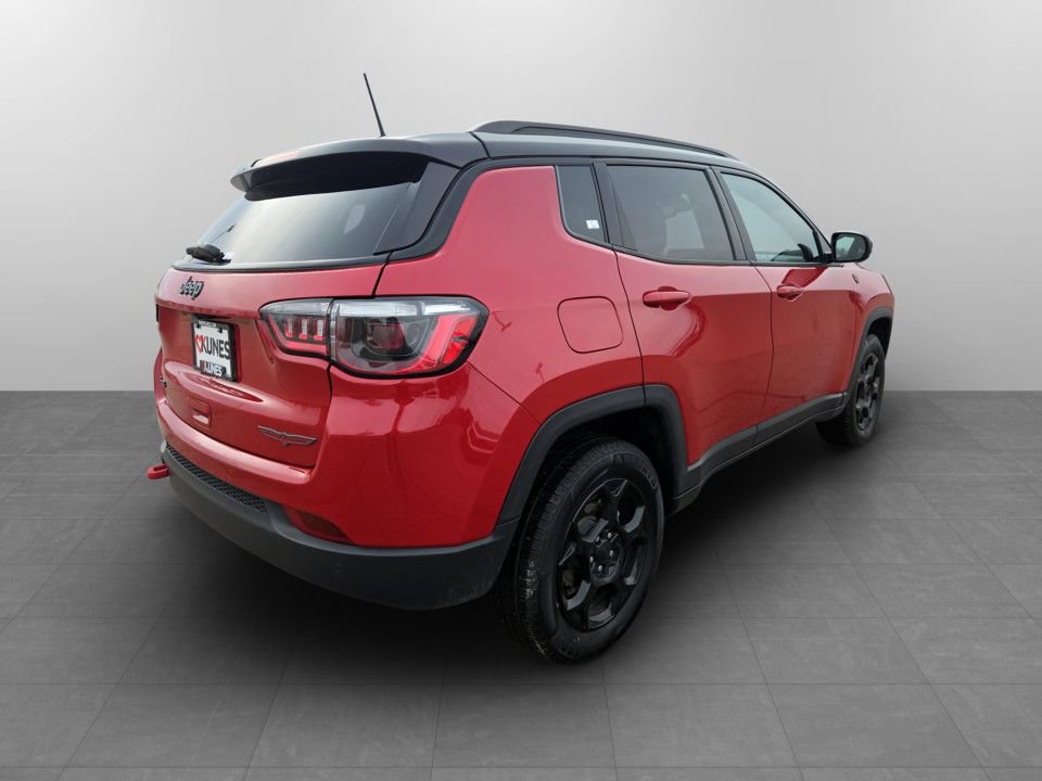 Used 2024 Jeep Compass Trailhawk image 7