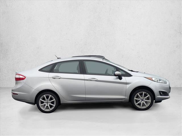 Used 2018 Ford Fiesta SE w/ Equipment Group 201A image 4