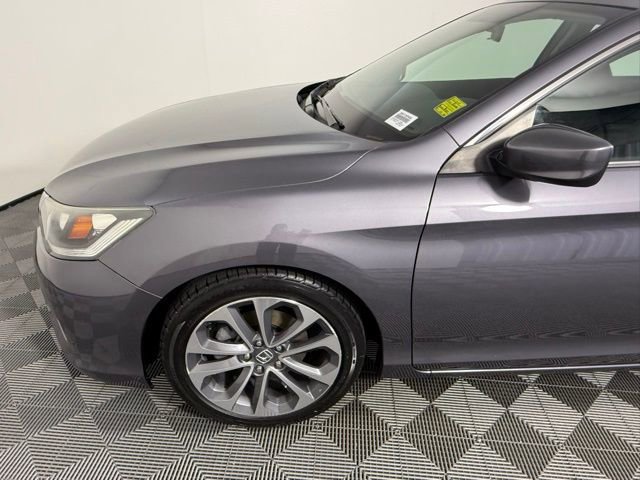 Used 2015 Honda Accord Sport image 12