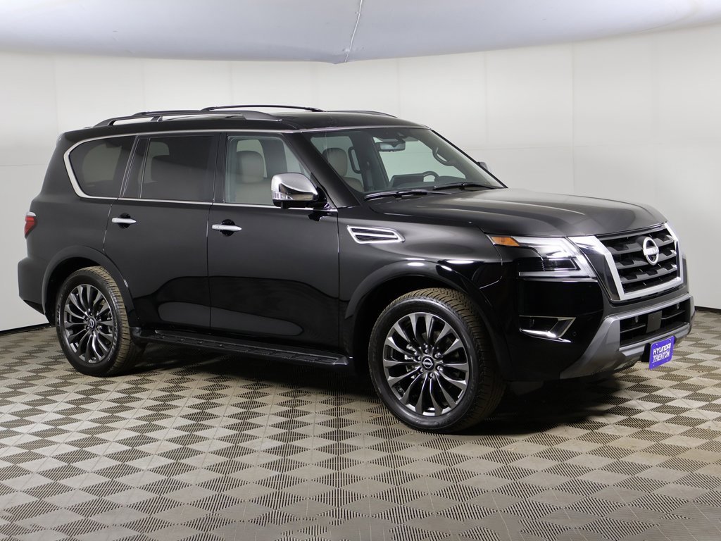 Used 2024 Nissan Armada Platinum w/ Captain's Chairs Package image 2