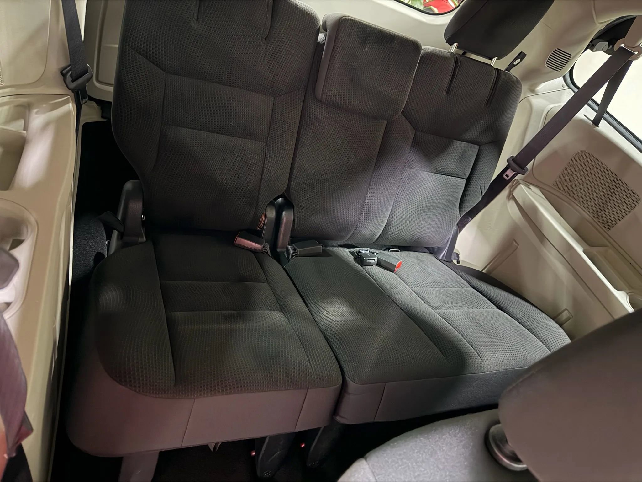 Used 2019 Dodge Grand Caravan SE image 26