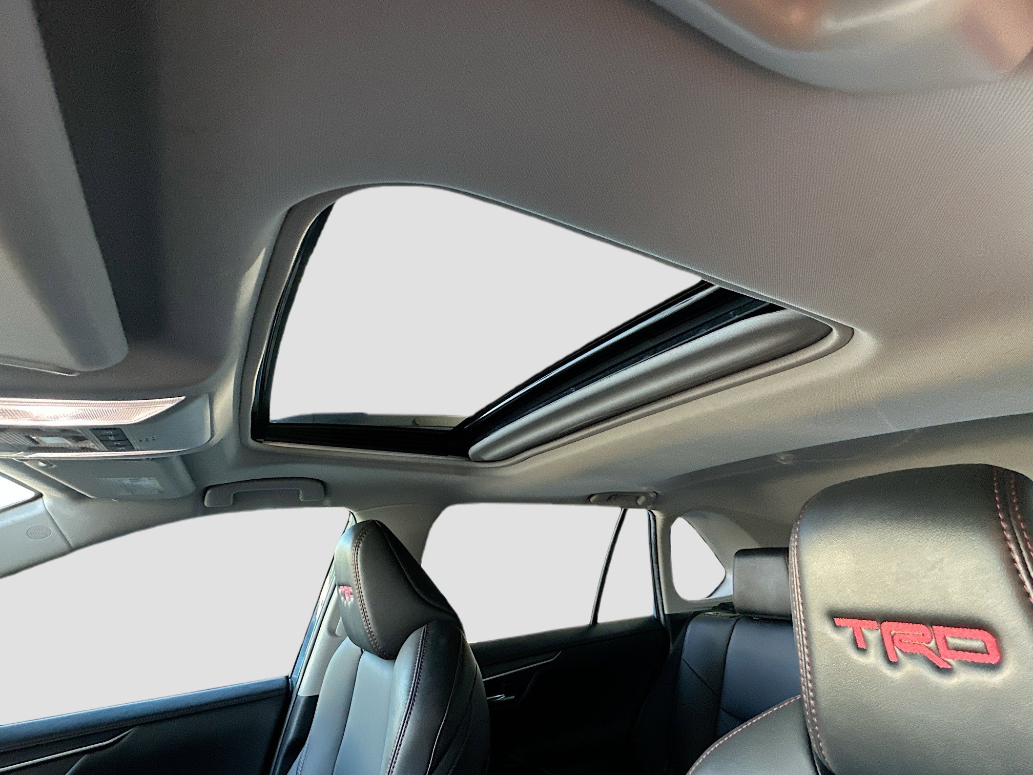 Used 2022 Toyota RAV4 TRD Off-Road image 20