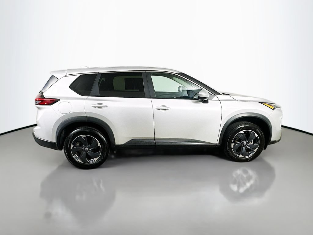 Used 2024 Nissan Rogue SV FWD image 7