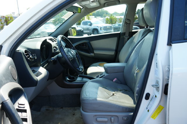Used 2010 Toyota RAV4 Limited FWD image 21