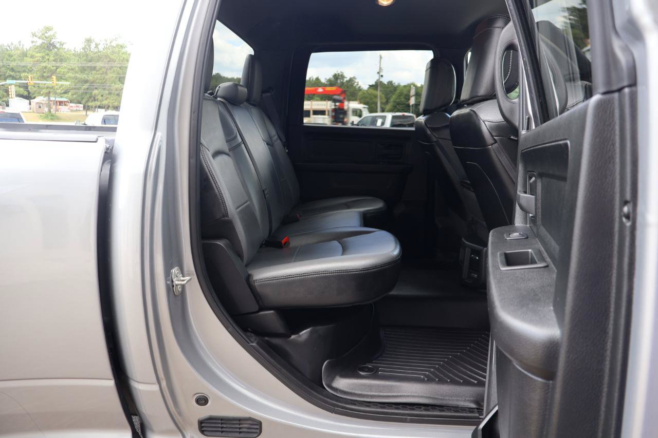 Used 2024 RAM 3500 Tradesman w/ Chrome Appearance Group AWD/4WD image 12