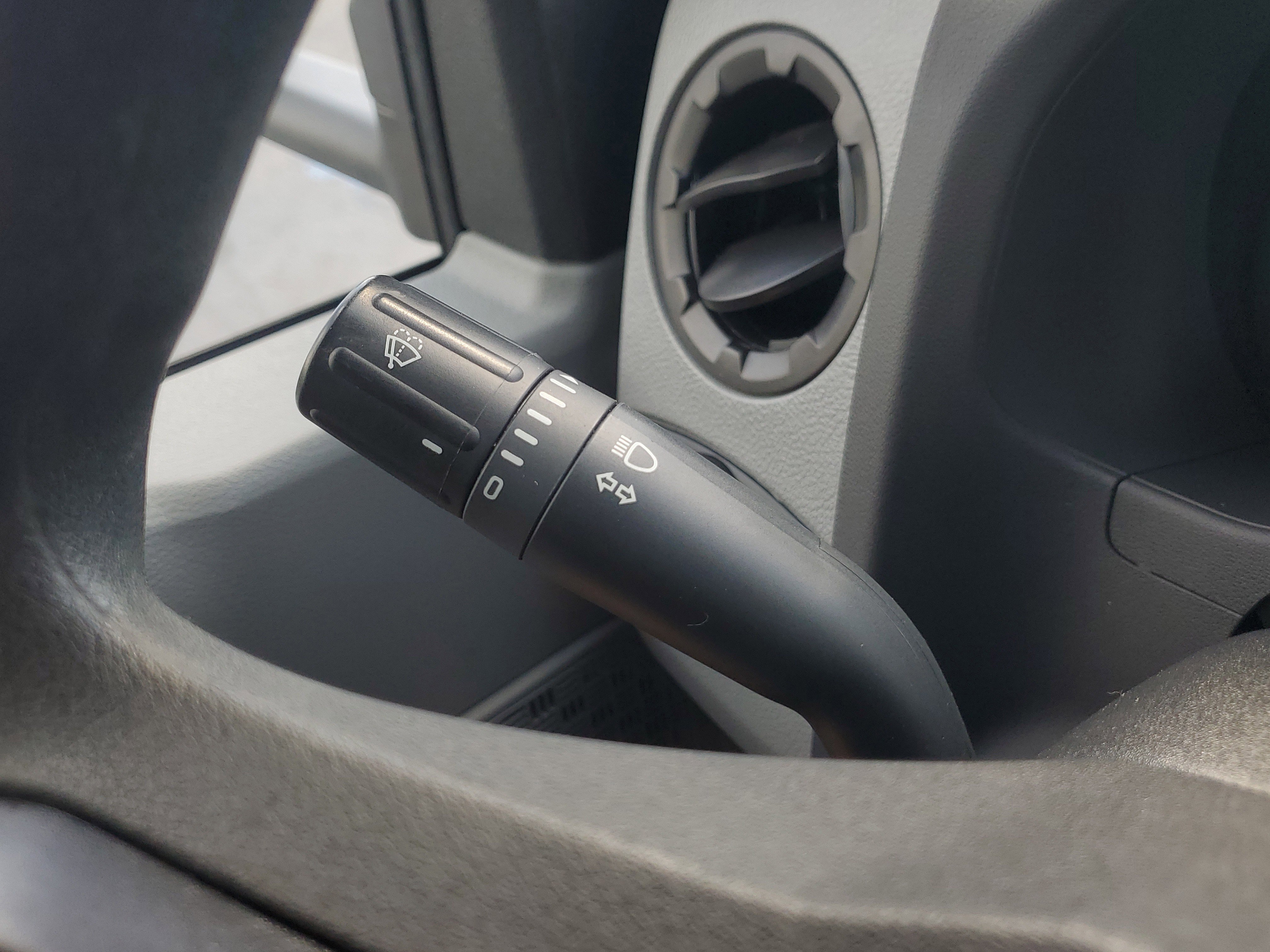 Certified 2024 Ford E-450 and Econoline 450 Super Duty w/ Driver's Safety Package image 22