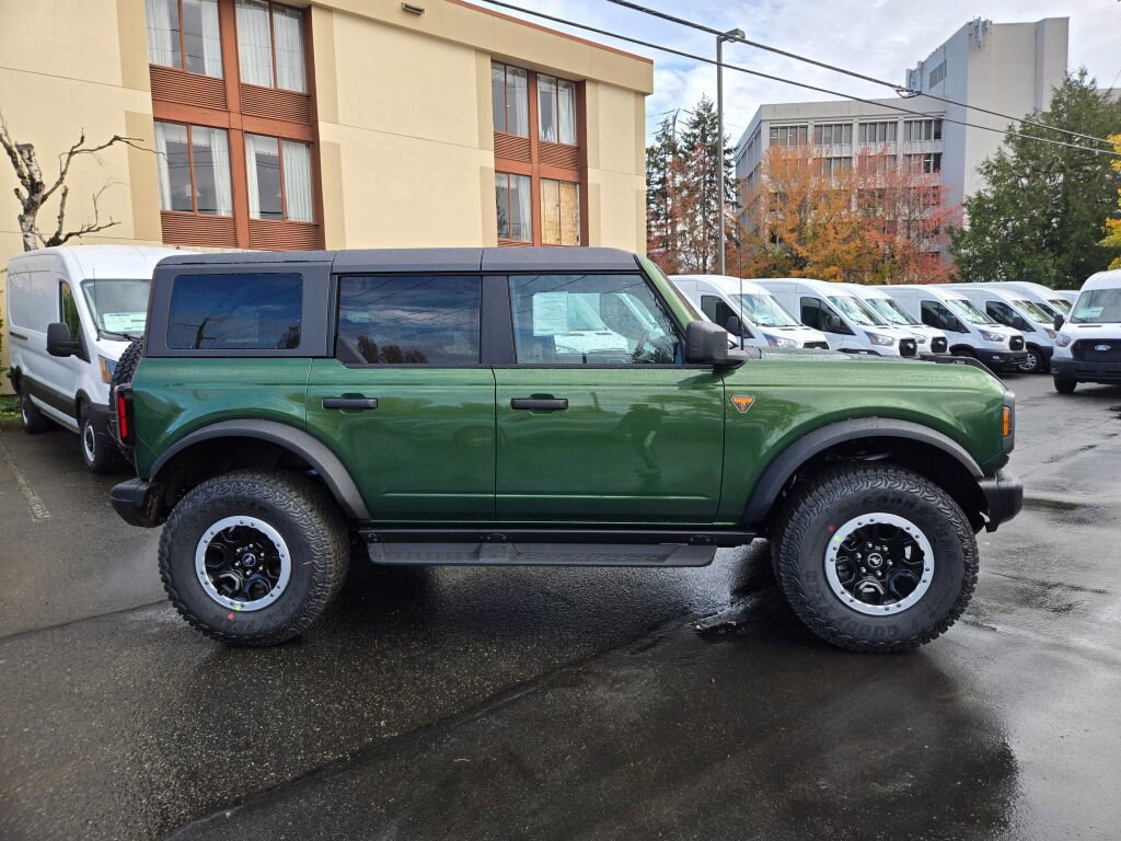 New 2025 Ford Bronco Badlands w/ Sasquatch Package image 4