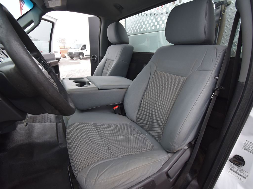 Used 2016 Ford F550 4x4 Regular Cab Super Duty image 30