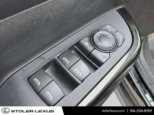 Used 2022 GMC Acadia AT4 w/ Technology Package AWD/4WD image 24