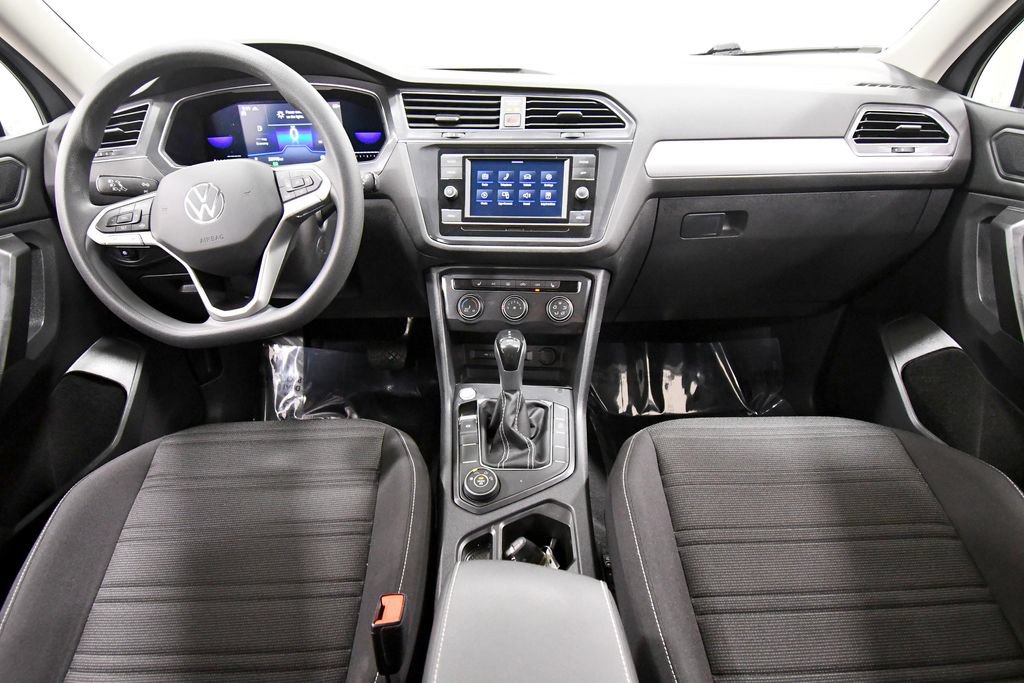 Used 2023 Volkswagen Tiguan S AWD/4WD image 3