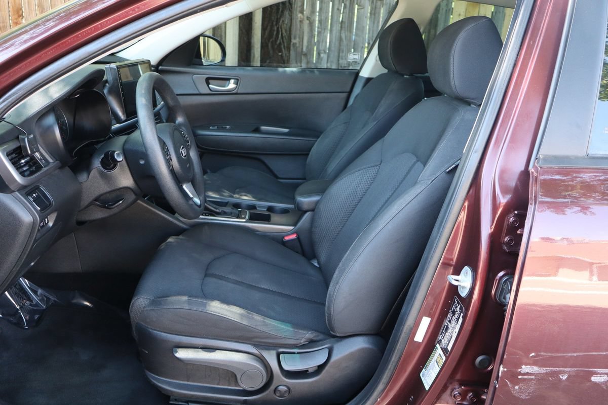 Used 2017 Kia Optima LX w/ Option Group 014 FWD image 19