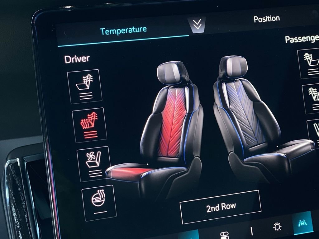 Used 2025 Cadillac Escalade IQ Sport 1 image 21