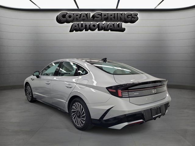 Used 2024 Hyundai Sonata Limited image 4