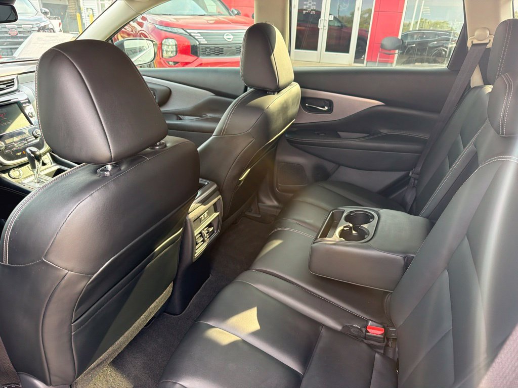 Used 2023 Nissan Murano SV w/ SV Midnight Edition Package FWD image 18