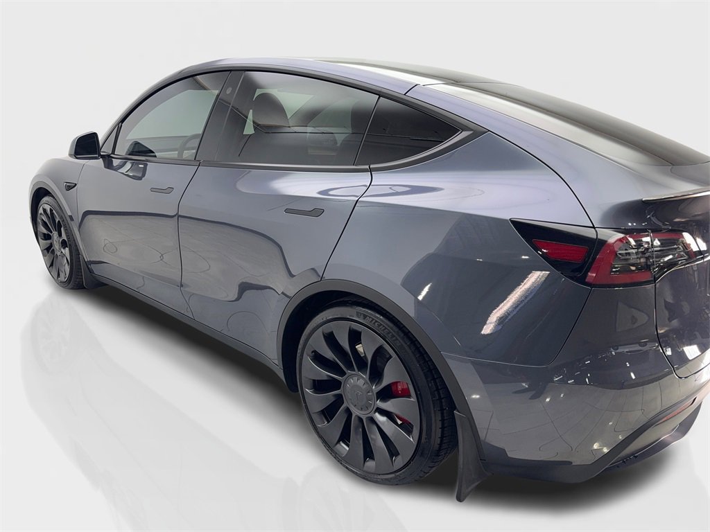 Used 2023 Tesla Model Y Performance image 14