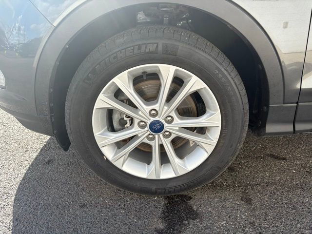 Used 2019 Ford Escape SE image 9