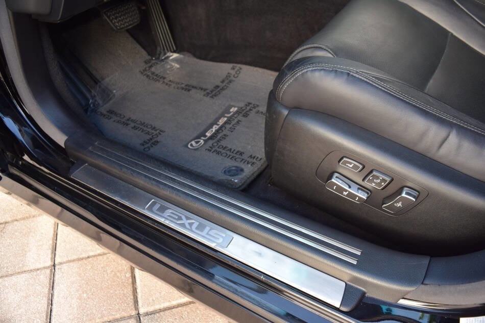 Used 2013 Lexus LS 460 AWD w/ Comfort Pkg image 42