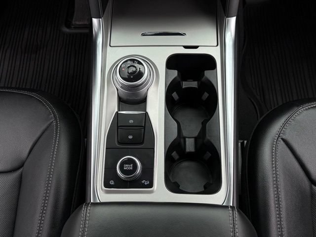 Used 2023 Ford Explorer Limited w/ Hybrid Equipment Group 310A AWD/4WD image 29