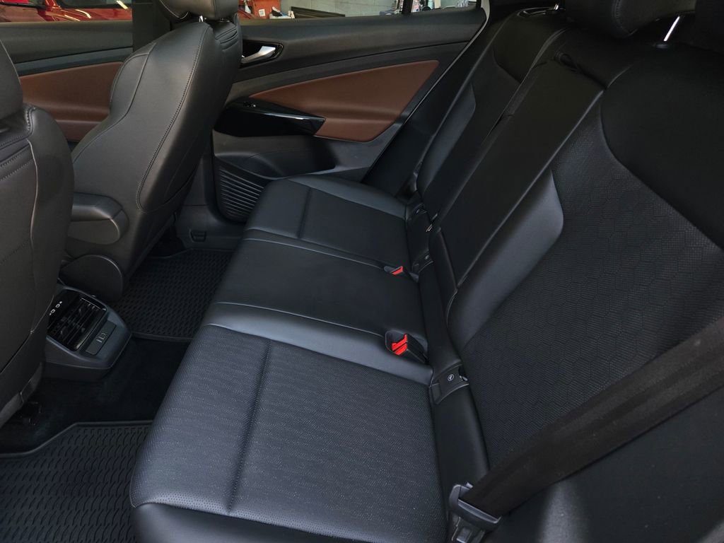 Used 2021 Volkswagen ID.4 Pro S w/ Gradient Package RWD image 12