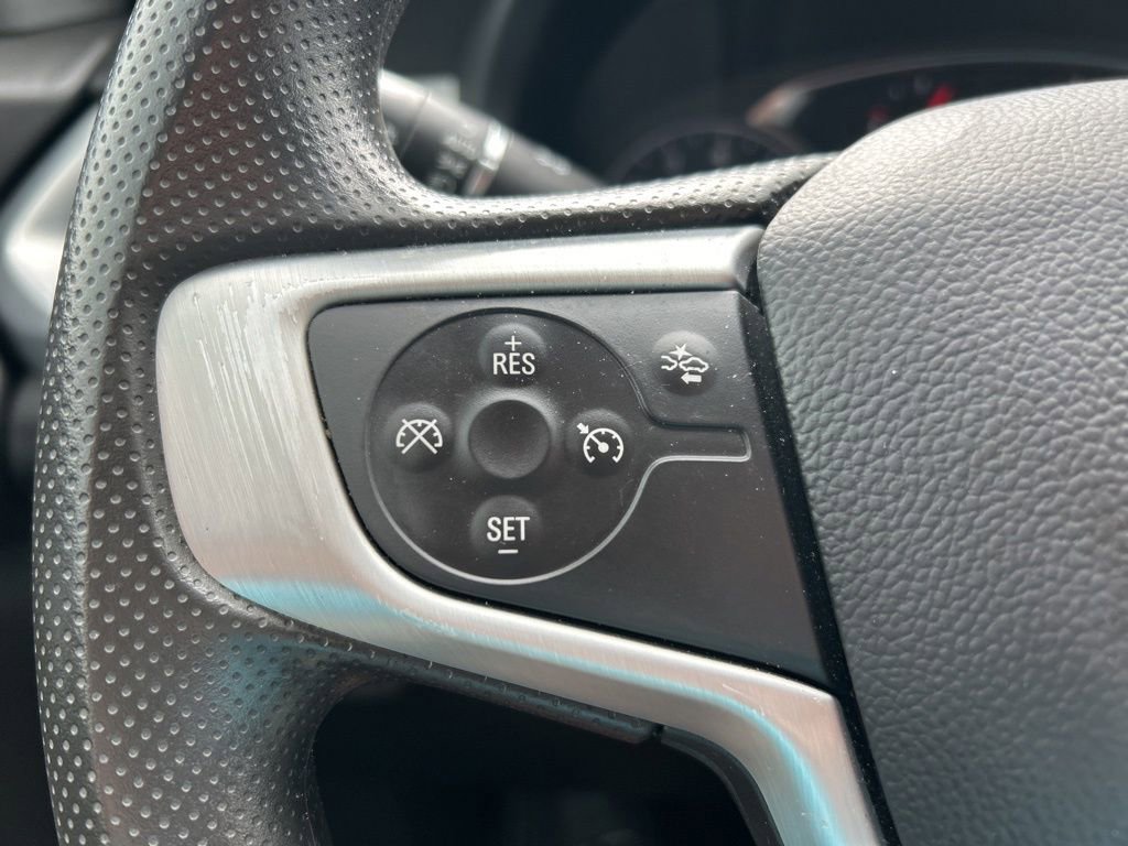 Used 2023 GMC Acadia SLE w/ Driver Convenience Package image 28