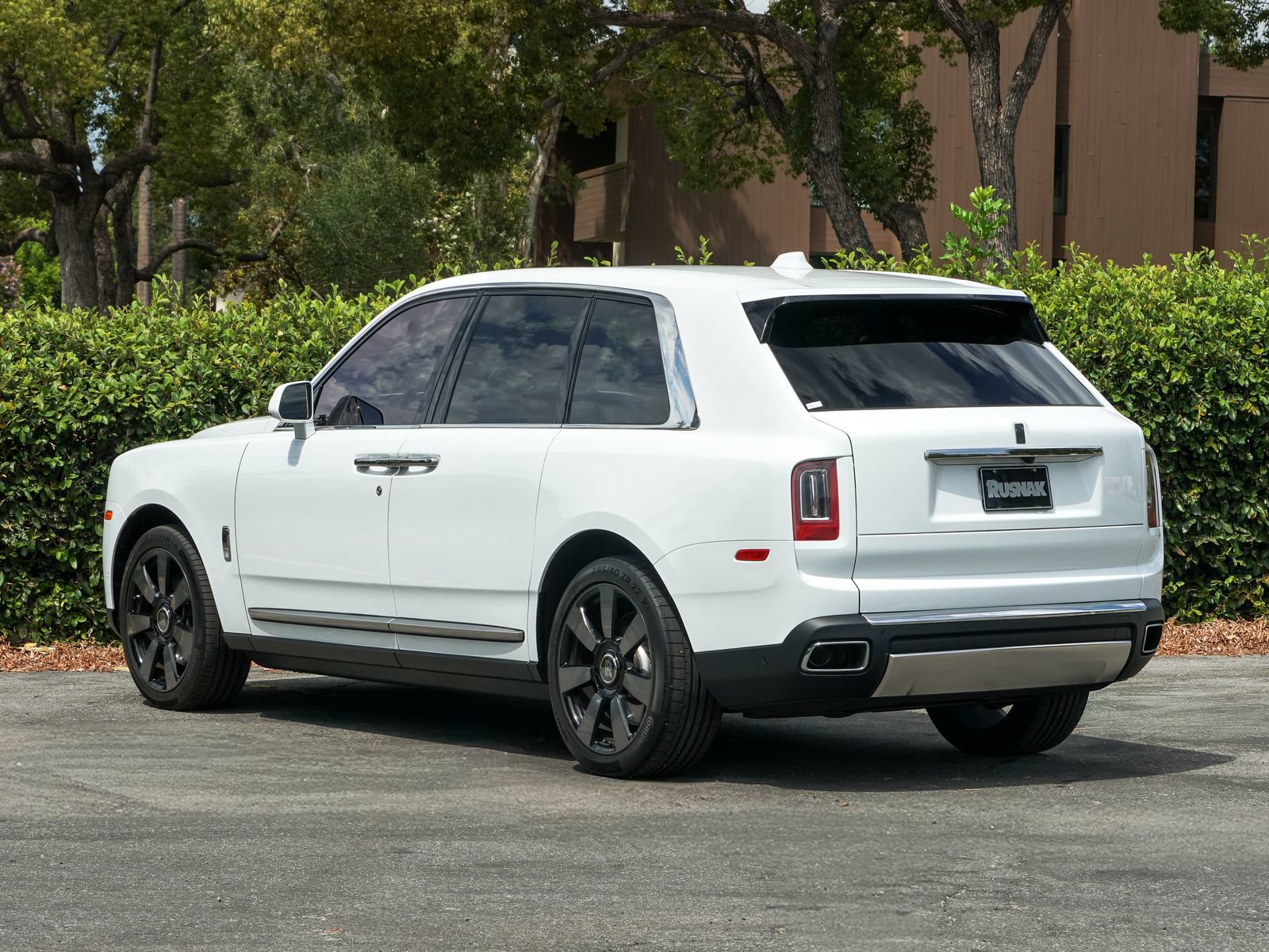 Certified 2024 Rolls-Royce Cullinan AWD/4WD image 5