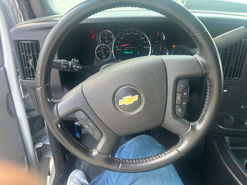 Used 2022 Chevrolet Express 2500 Extended w/ Driver Convenience Package RWD image 13