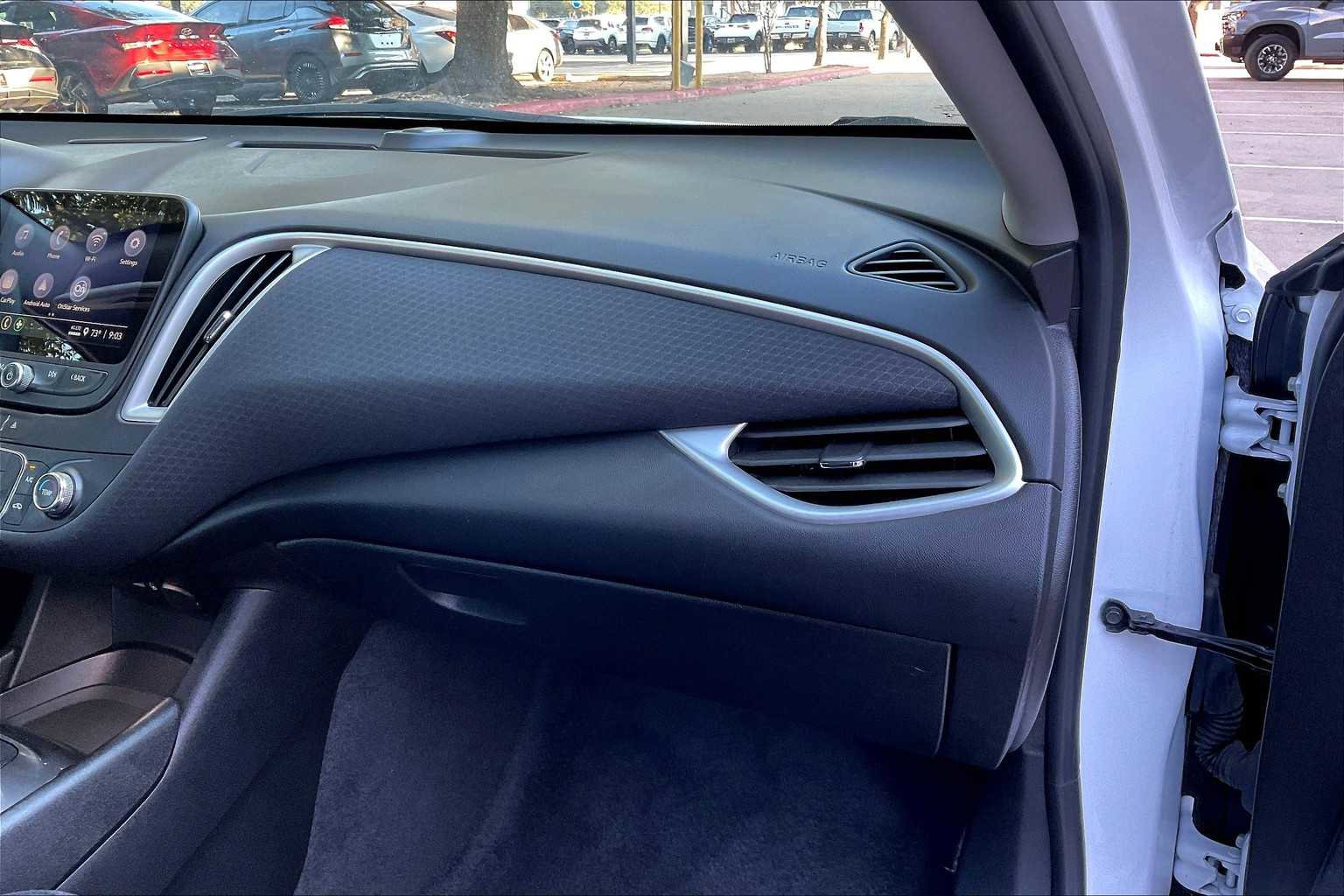 Used 2023 Chevrolet Malibu LS image 16