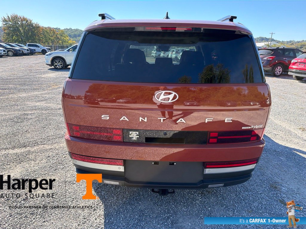 Used 2025 Hyundai Santa Fe Limited AWD/4WD image 4