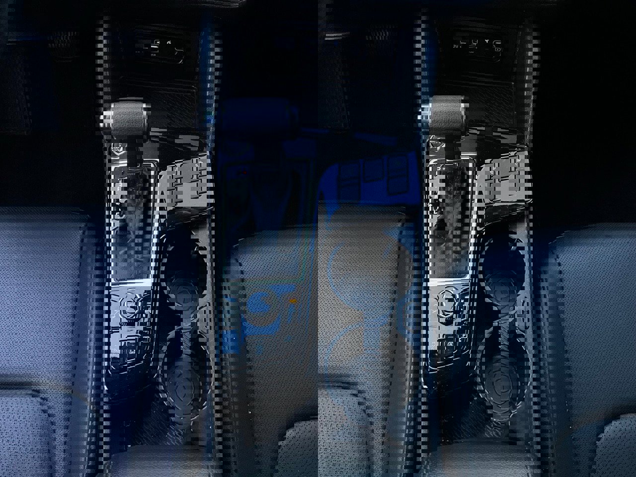 Used 2023 Kia Sportage EX image 15