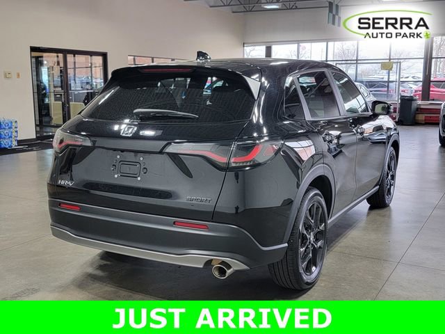 Used 2025 Honda HR-V Sport image 5