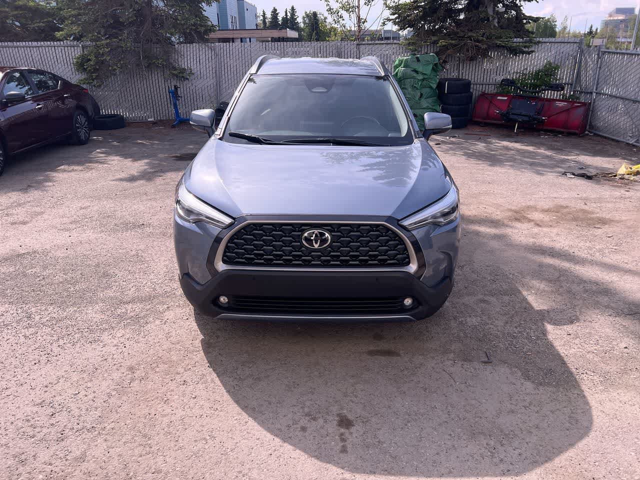 Used 2023 Toyota Corolla Cross XLE AWD/4WD image 29