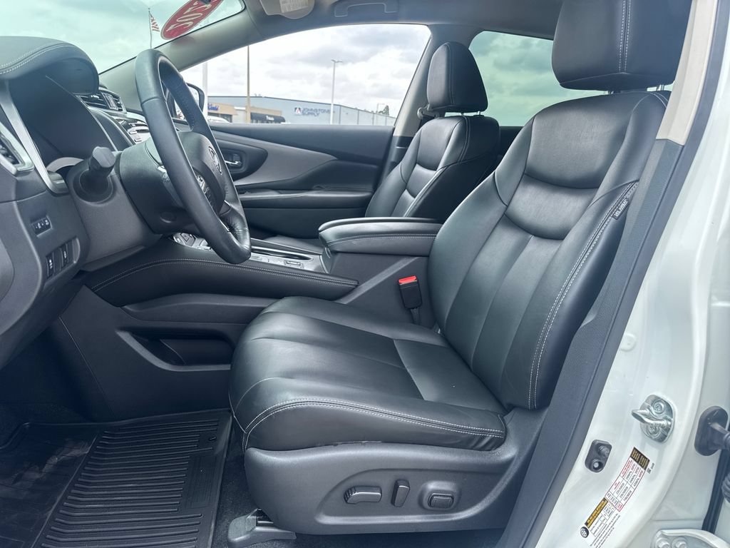 Used 2023 Nissan Murano SV w/ SV Midnight Edition Package FWD image 14