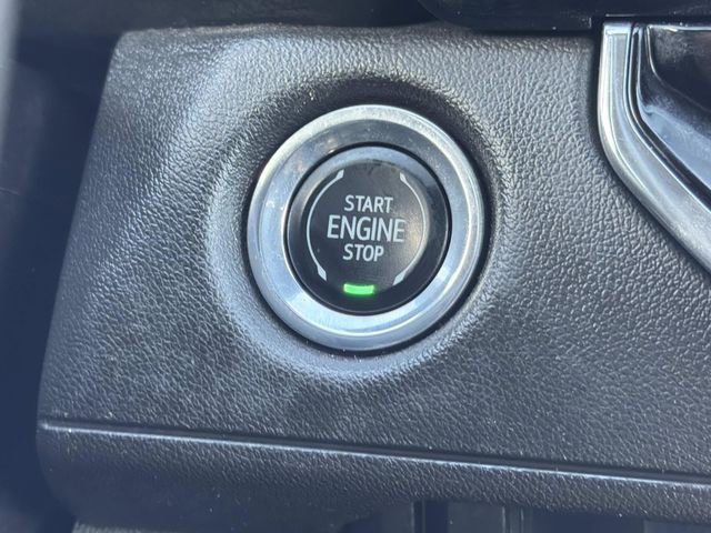 Used 2023 Chevrolet Colorado W/T RWD image 25