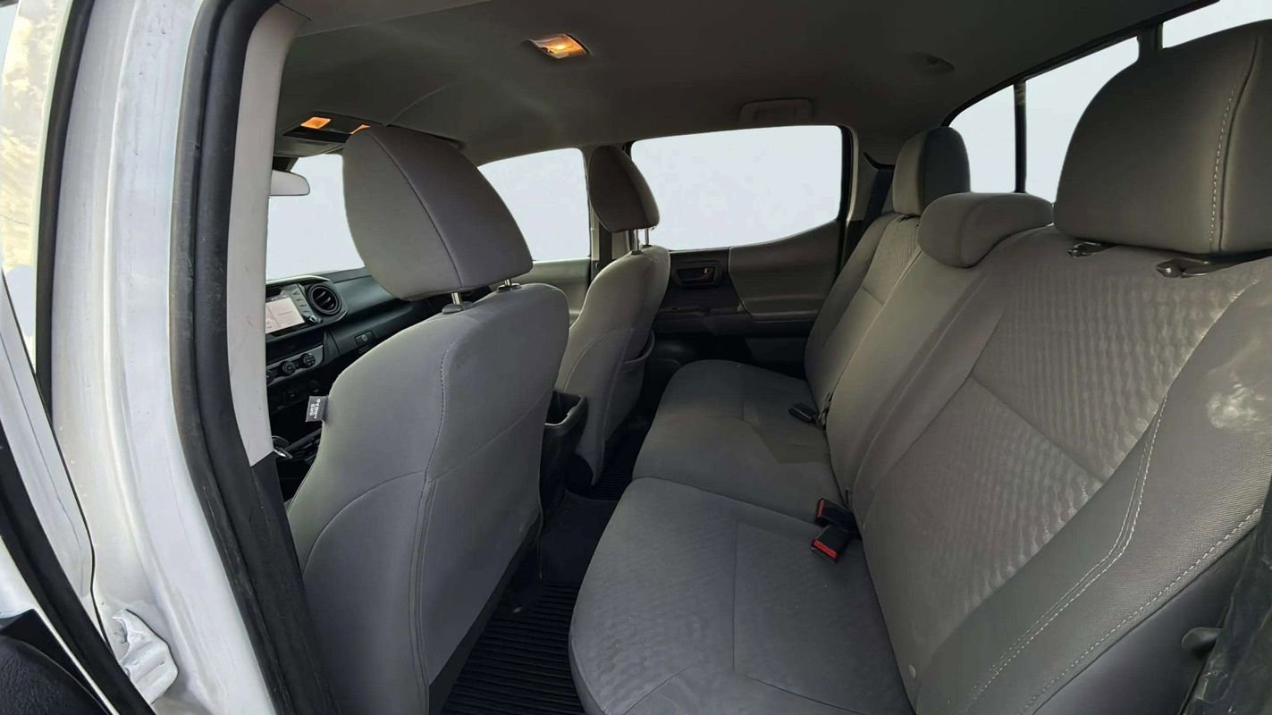 Used 2020 Toyota Tacoma SR AWD/4WD image 15