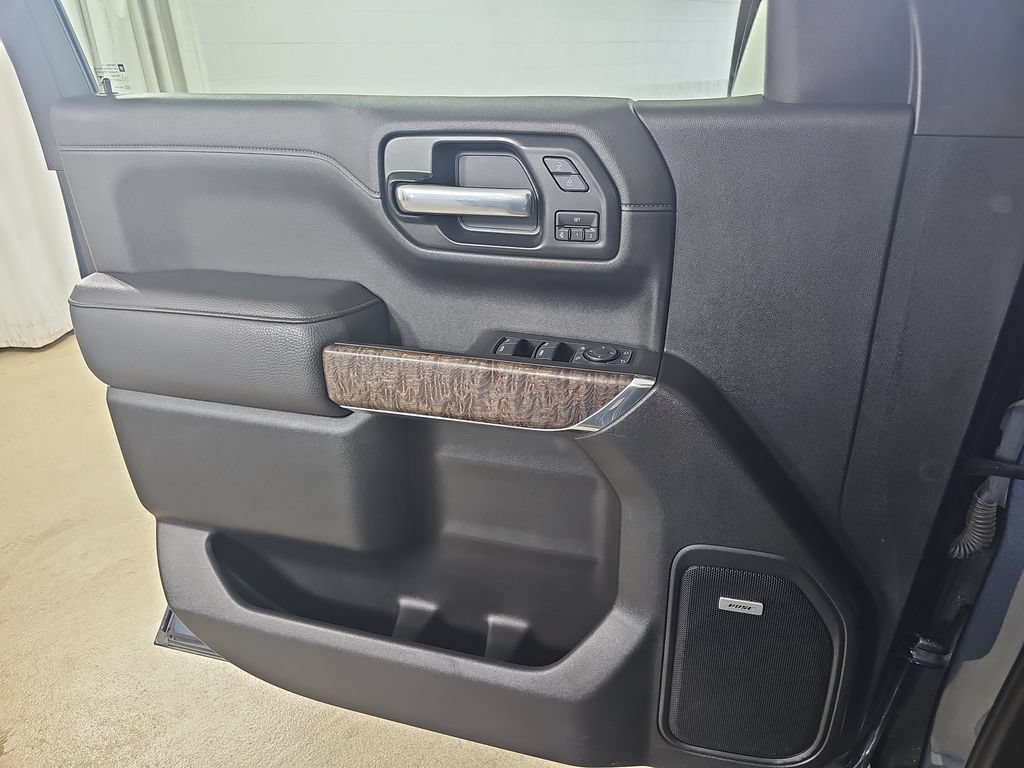 Certified 2021 GMC Sierra 1500 Denali w/ Denali Ultimate Package AWD/4WD image 32