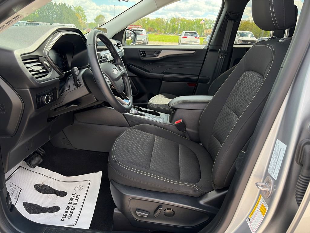 Used 2024 Ford Escape Active AWD/4WD image 15