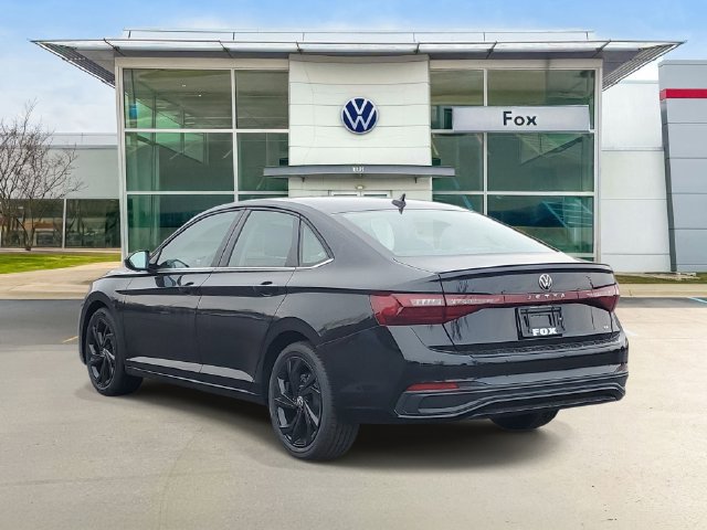 New 2026 Volkswagen Jetta SE FWD image 3