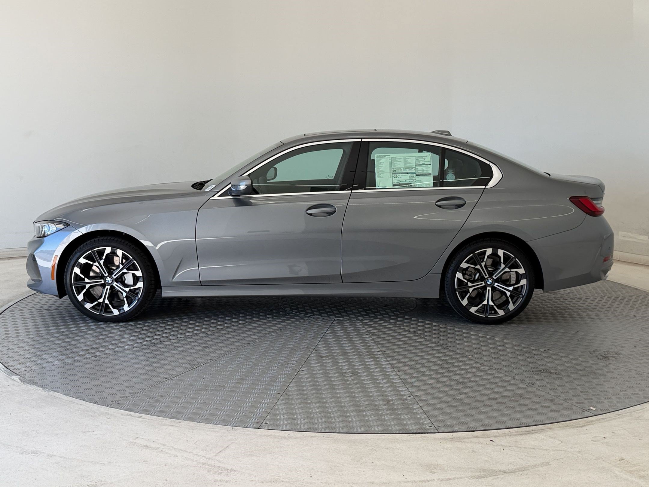 New 2026 BMW 330i xDrive Sedan w/ Convenience Package AWD/4WD image 2