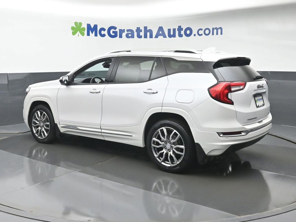Used 2022 GMC Terrain Denali image 23