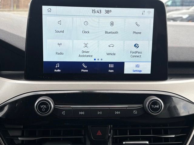 Used 2022 Ford Escape SE image 23