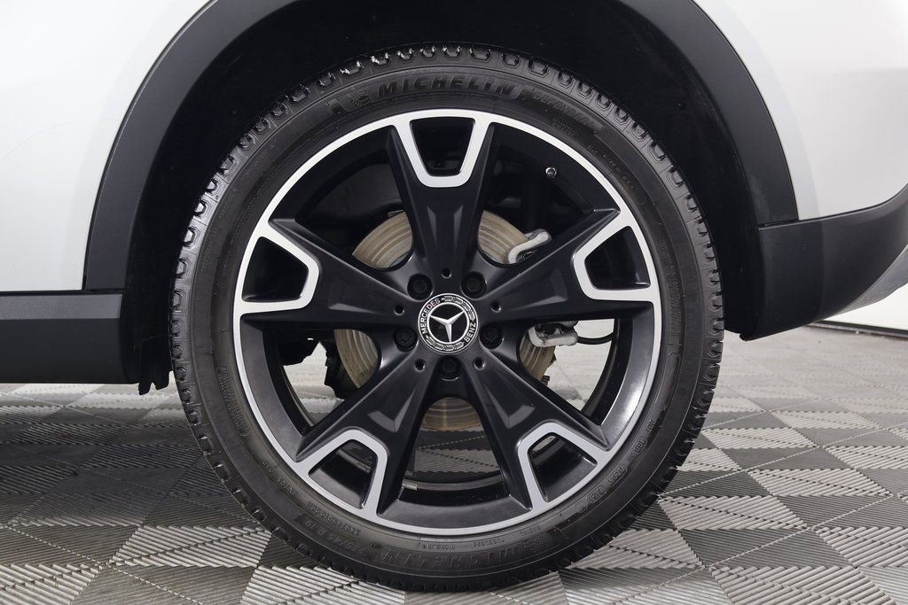 Used 2020 Mercedes-Benz GLA 250 4MATIC image 16