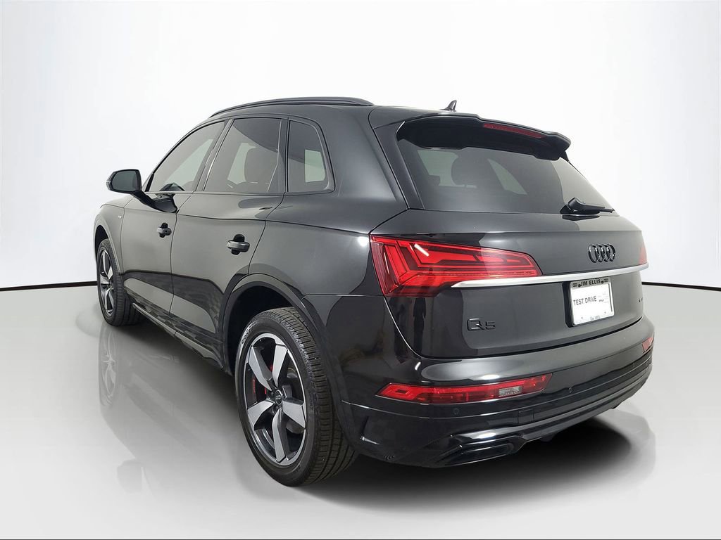 Used 2024 Audi Q5 2.0T Premium Plus w/ Premium Plus Package image 4