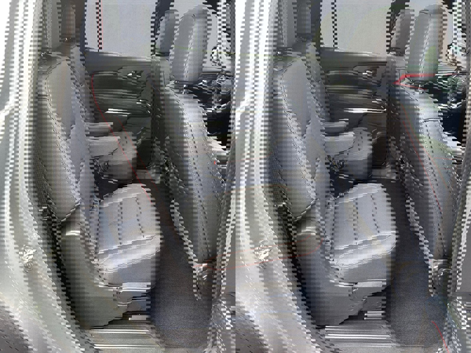 Used 2025 Chevrolet Traverse Z71 w/ Driver Confidence Package image 24