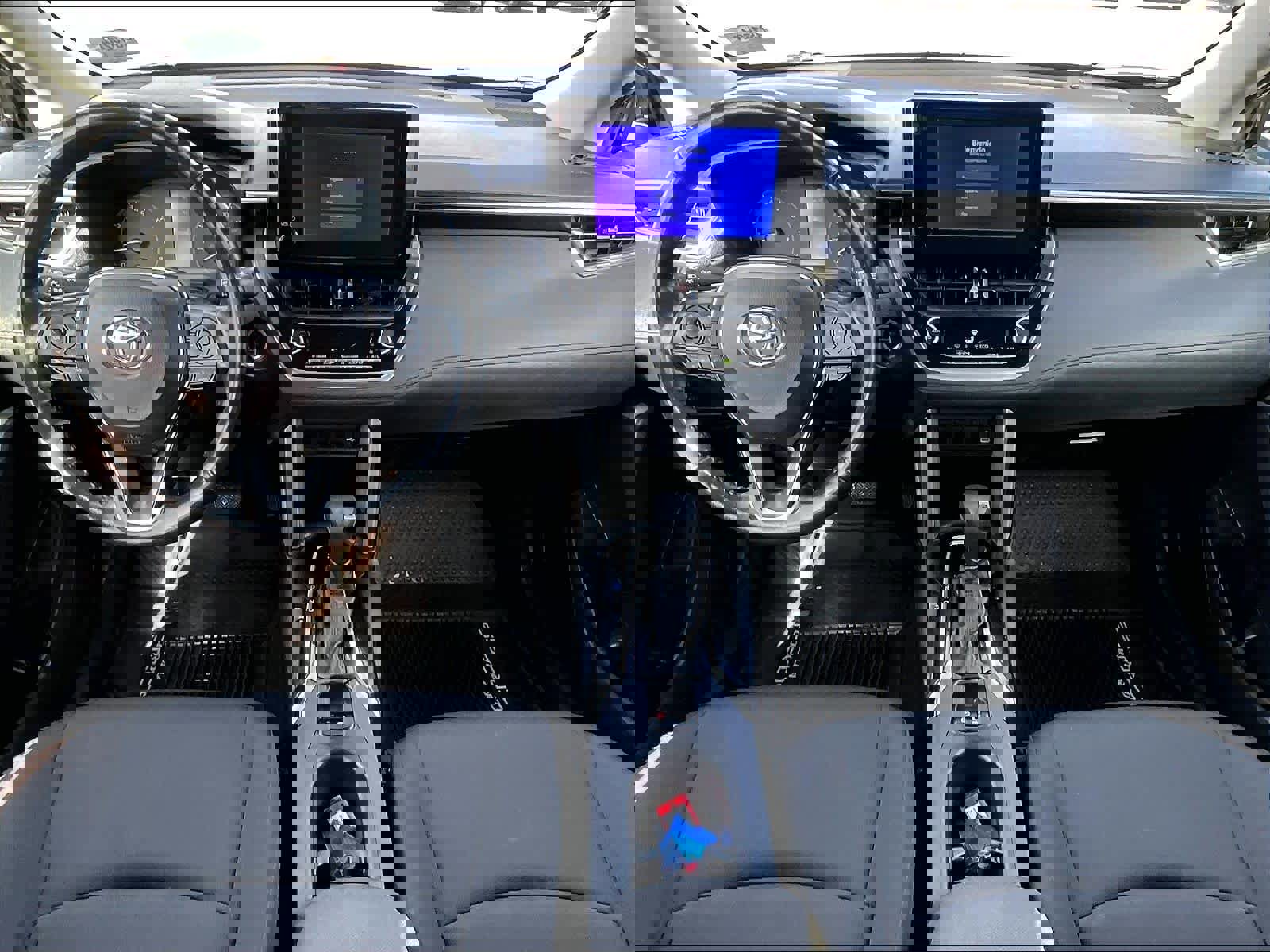 Used 2023 Toyota Corolla Cross LE image 21