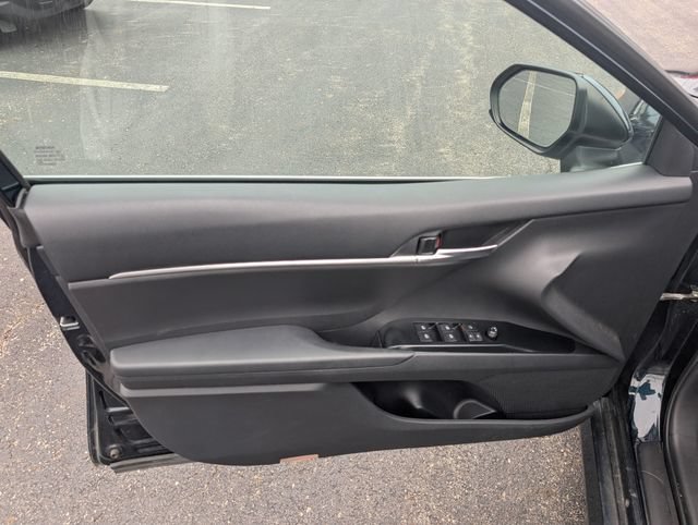 Used 2019 Toyota Camry LE FWD image 15