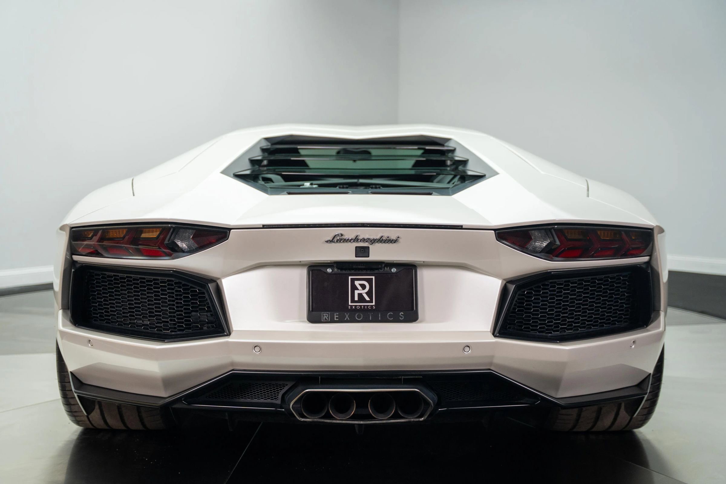 Used 2013 Lamborghini Aventador LP 700-4 image 21
