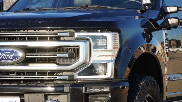 Used 2020 Ford F250 Platinum w/ FX4 Off-Road Package AWD/4WD image 4